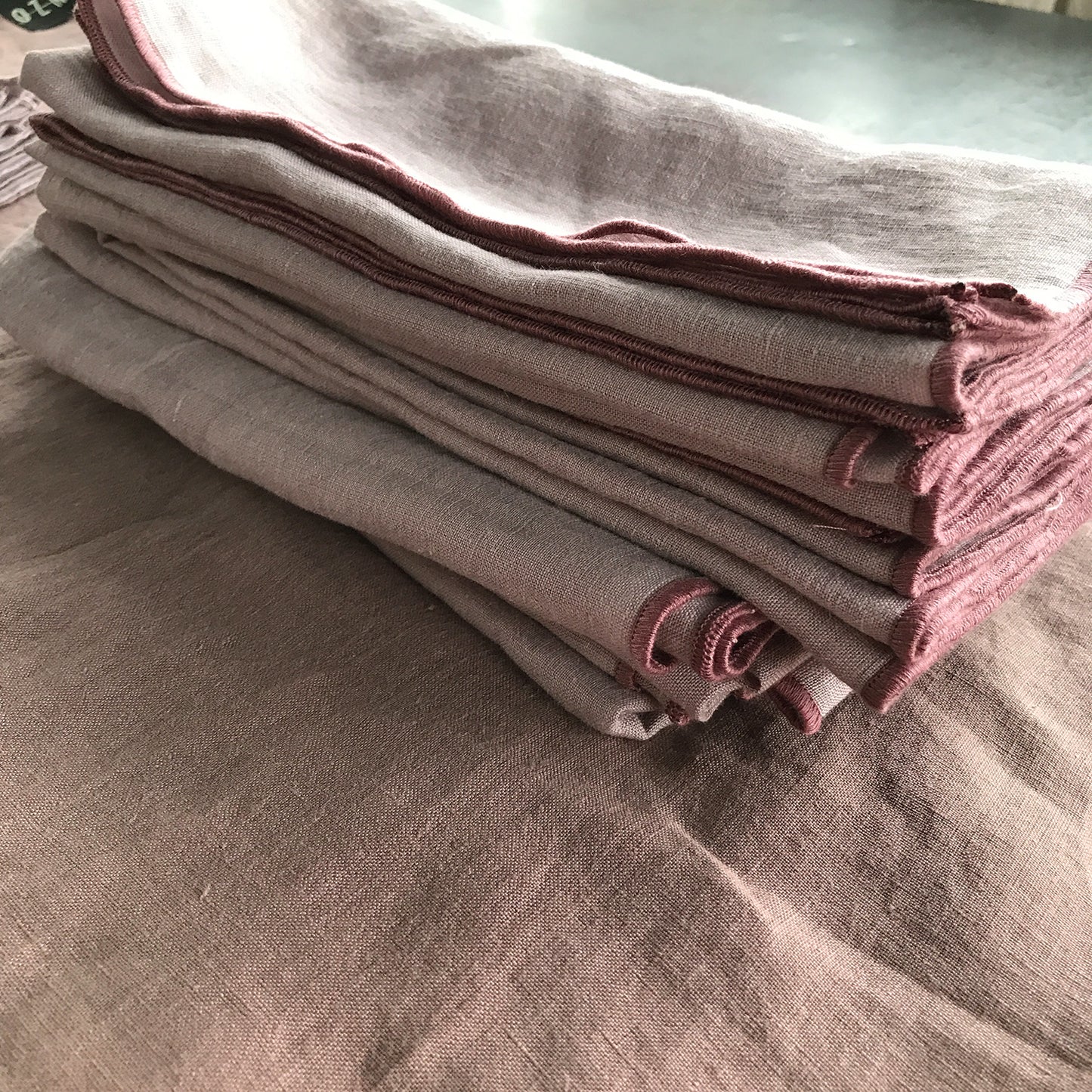 Mantel de lino BERENJENA