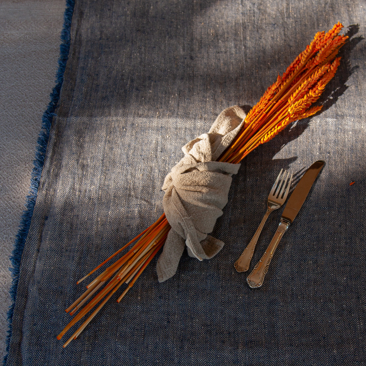 Caminos de mesa de lino JAIPUR desflecados