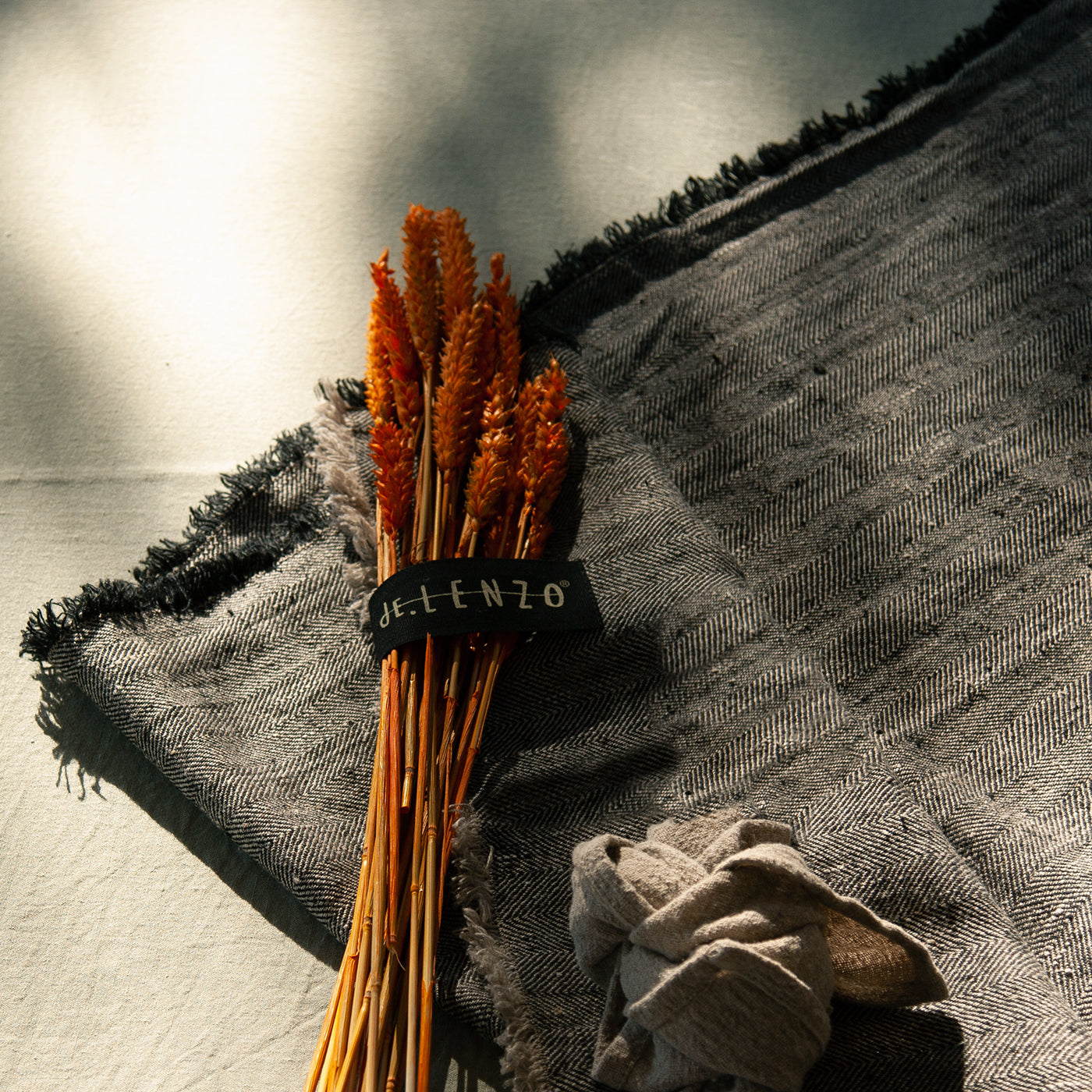 Caminos de mesa de lino JAIPUR desflecados