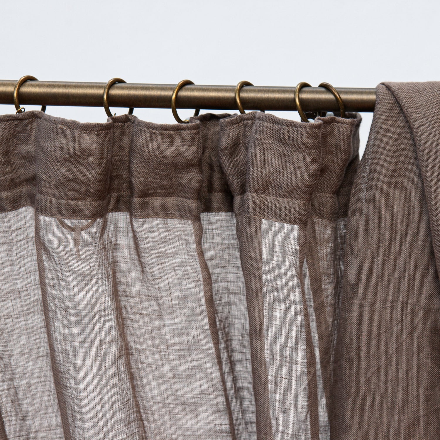 Anilla de Cortinas de lino de color tierra, natural, gris y topo