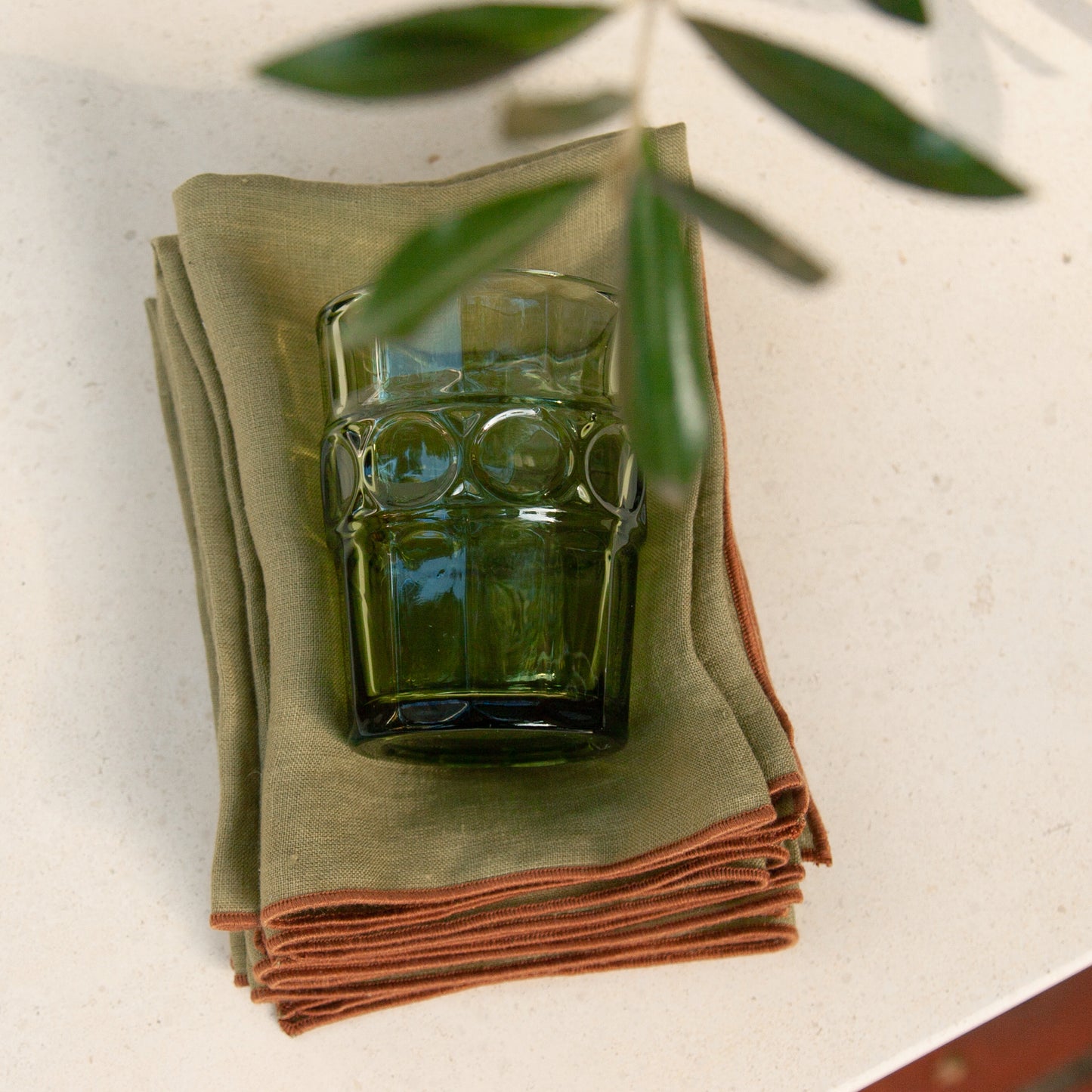 Servilletas de lino con repulgo