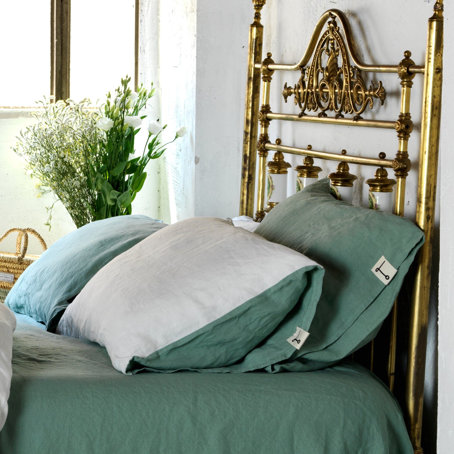 Fundas de almohada de lino VERDE&BLANCA - dE.LENZO 