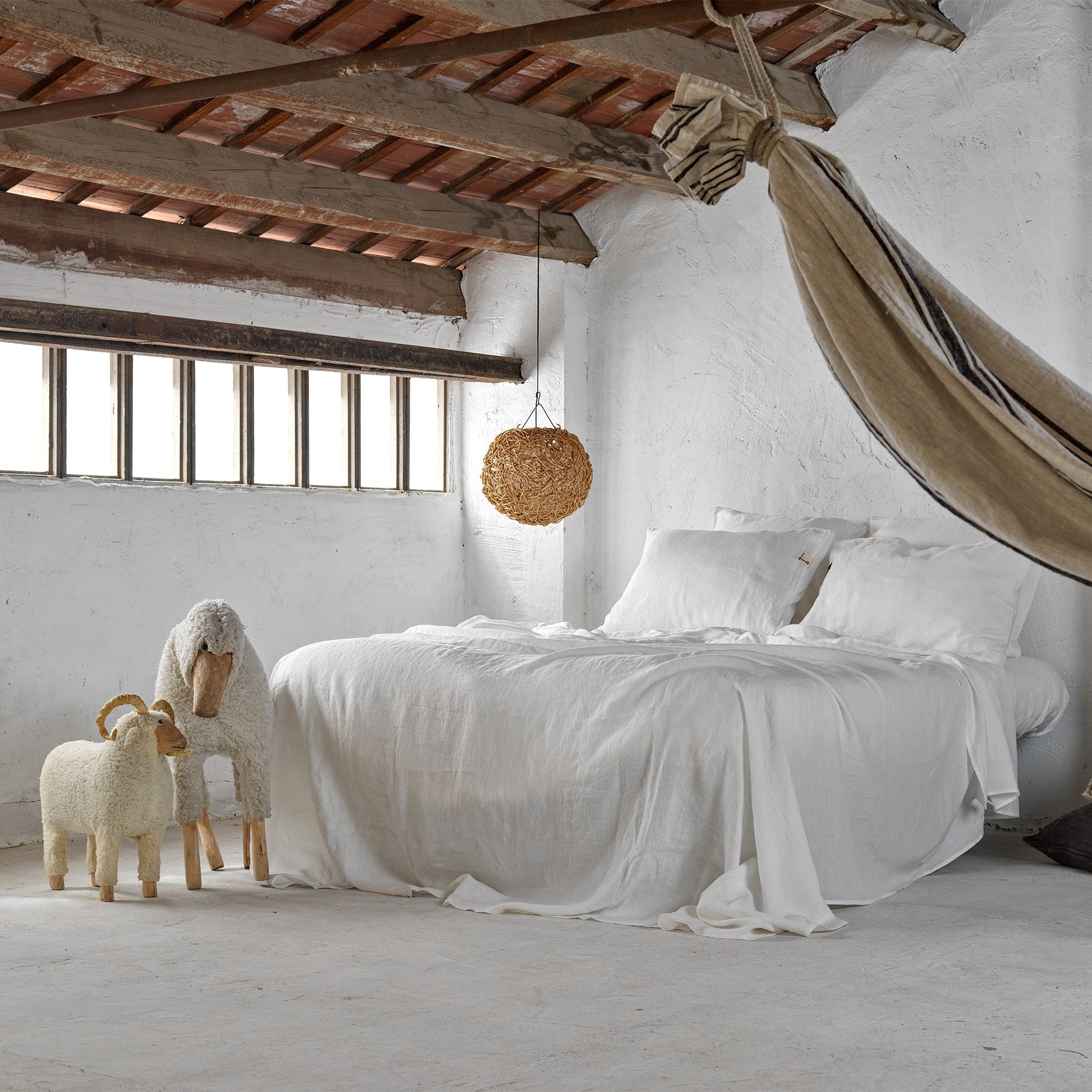 Juego de sábanas de lino BLANCO rústico -4 piezas - dE.LENZO 