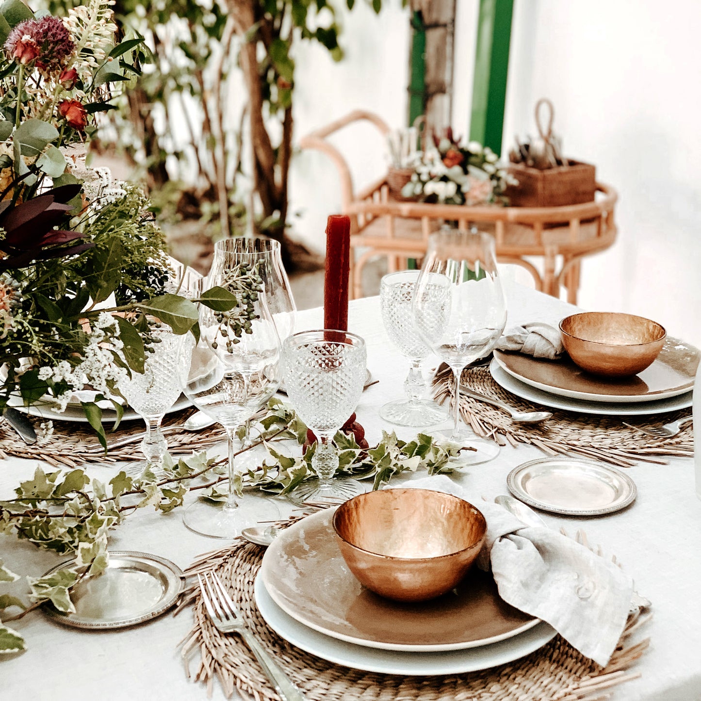 Servilletas de lino natural para mesas naturales y frescas.